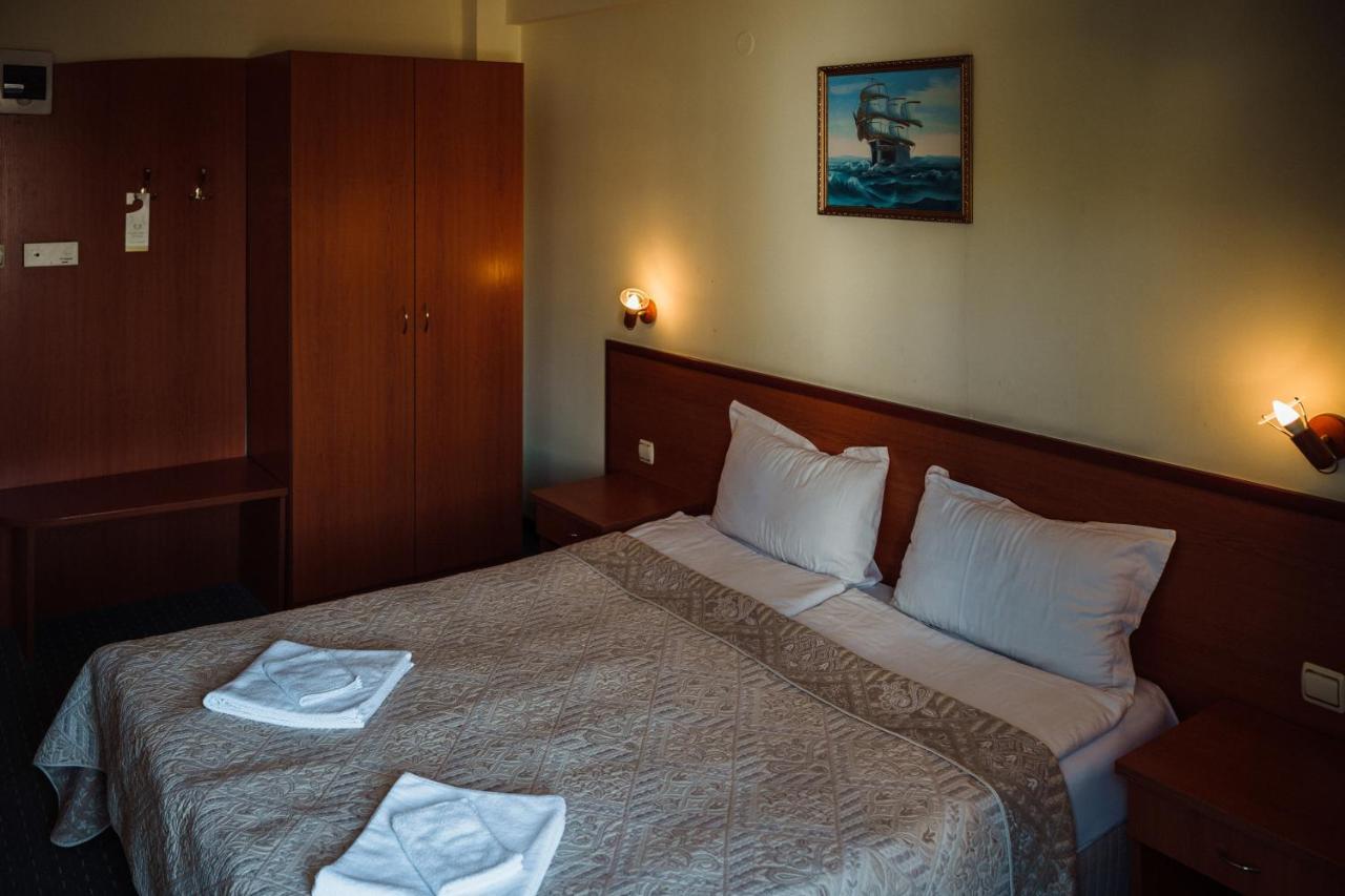 Dionis Hotel Varna Exterior photo